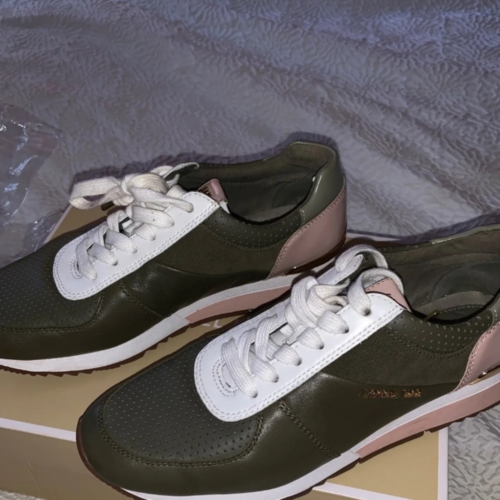 Michael Kors sneakers